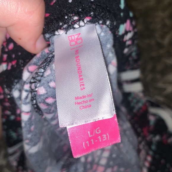 No Boundaries Leggings Size Large - Picture 3 of 4